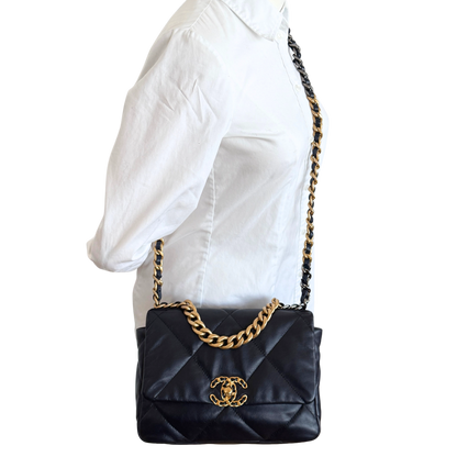 Chanel 19 Flap Bag Small Tasche Lammleder Navy Fullset / neuwertig