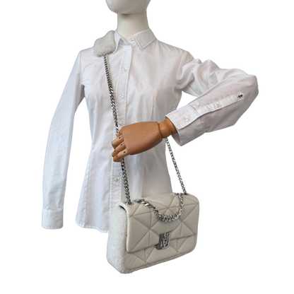 MCM Travia Shearling Shoulder Bag Off- White / neuwertig MCM
