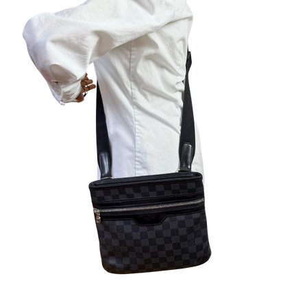 Louis Vuitton Thomas Damier Graphite Canvas Messenger Bag / gut Louis Vuitton