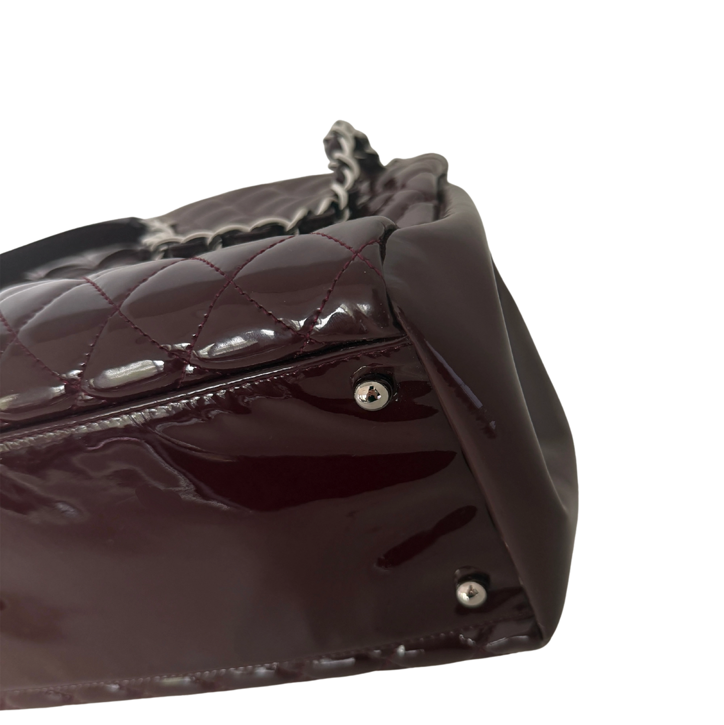 Chanel Mademoiselle Medium Schultertasche Lackleder Bordeaux / sehr gut Chanel