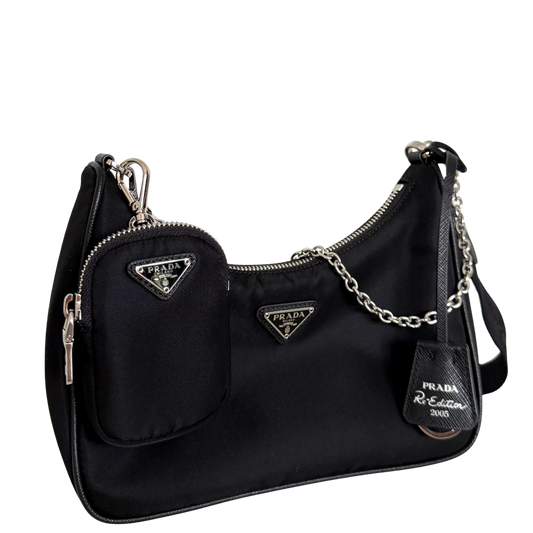 Prada Re-Edition 2005 aus Re-Nylon Schwarz / neuwertig Prada