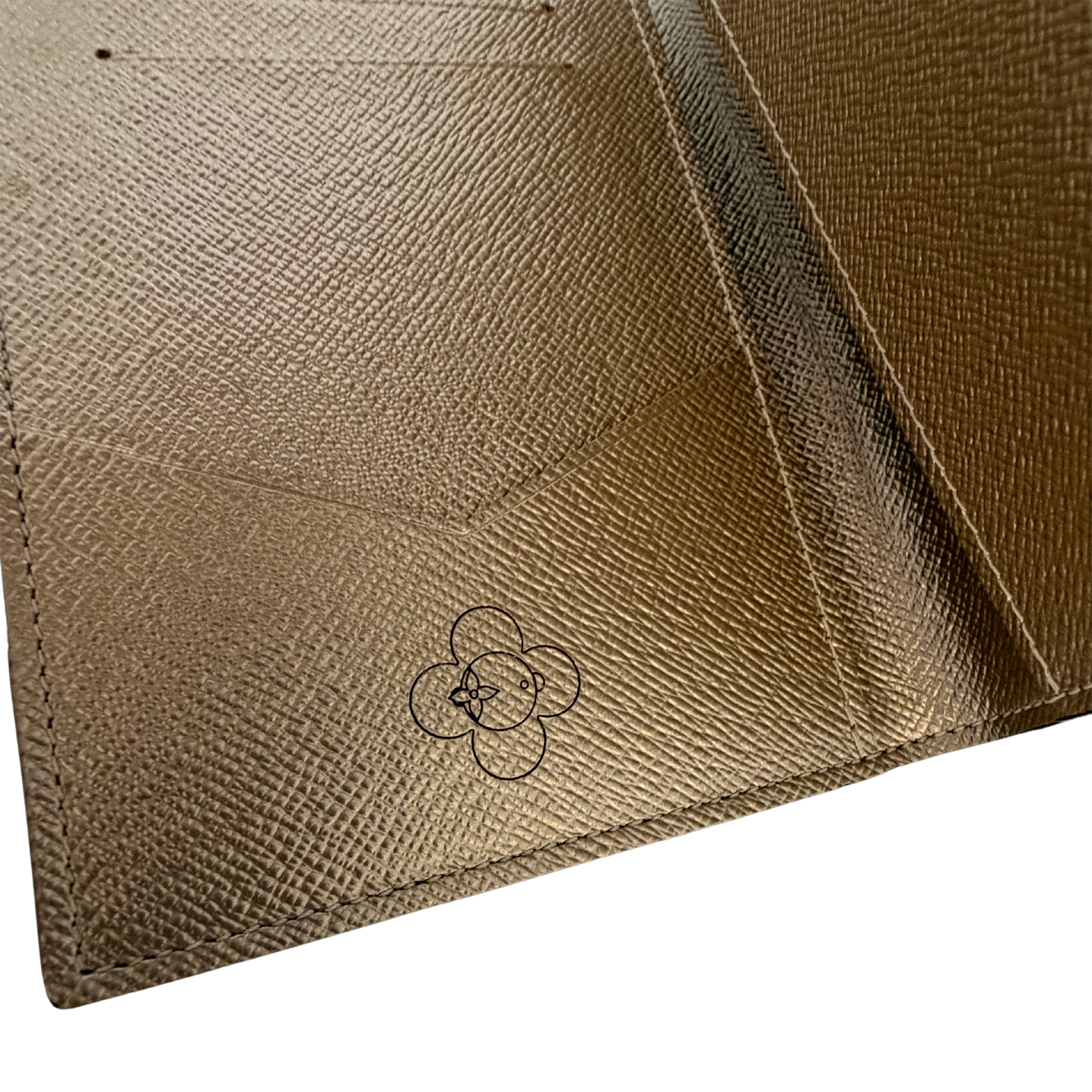 Louis Vuitton Vivienne 2025 Passport Cover Monogram Iced Gold Fullset / neuwertig Louis Vuitton
