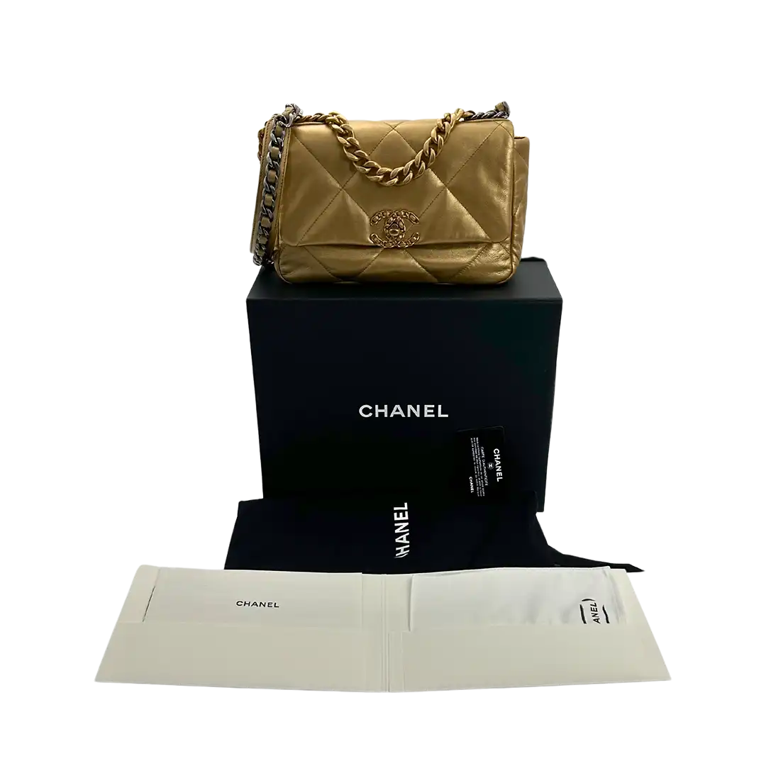 Chanel 19 Flap Bag Small Tasche Lammleder gold selten Fullset /  neuwertig