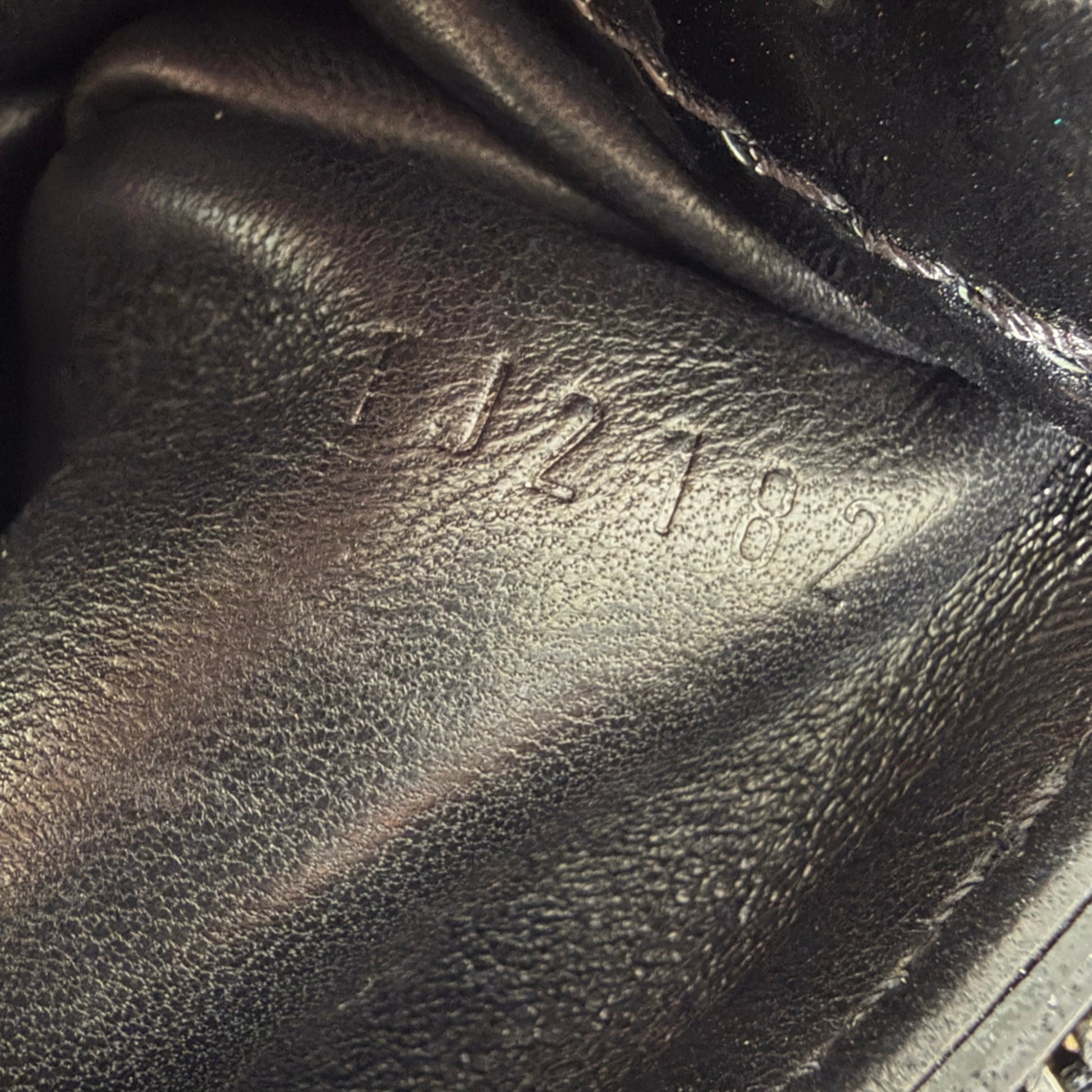 Louis Vuitton Lockit BB Bag Limited Edition 2012 Lackleder schwarz / sehr gut Louis Vuitton