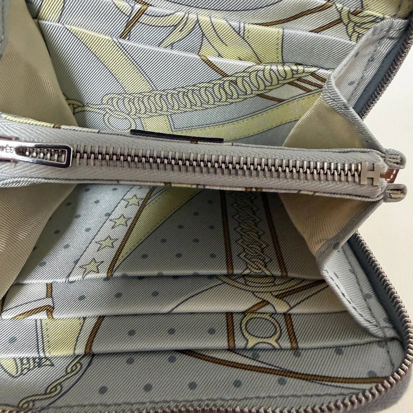 Hermès Portemonnaie Silk'In Kalbsleder / neuwertig Hermès