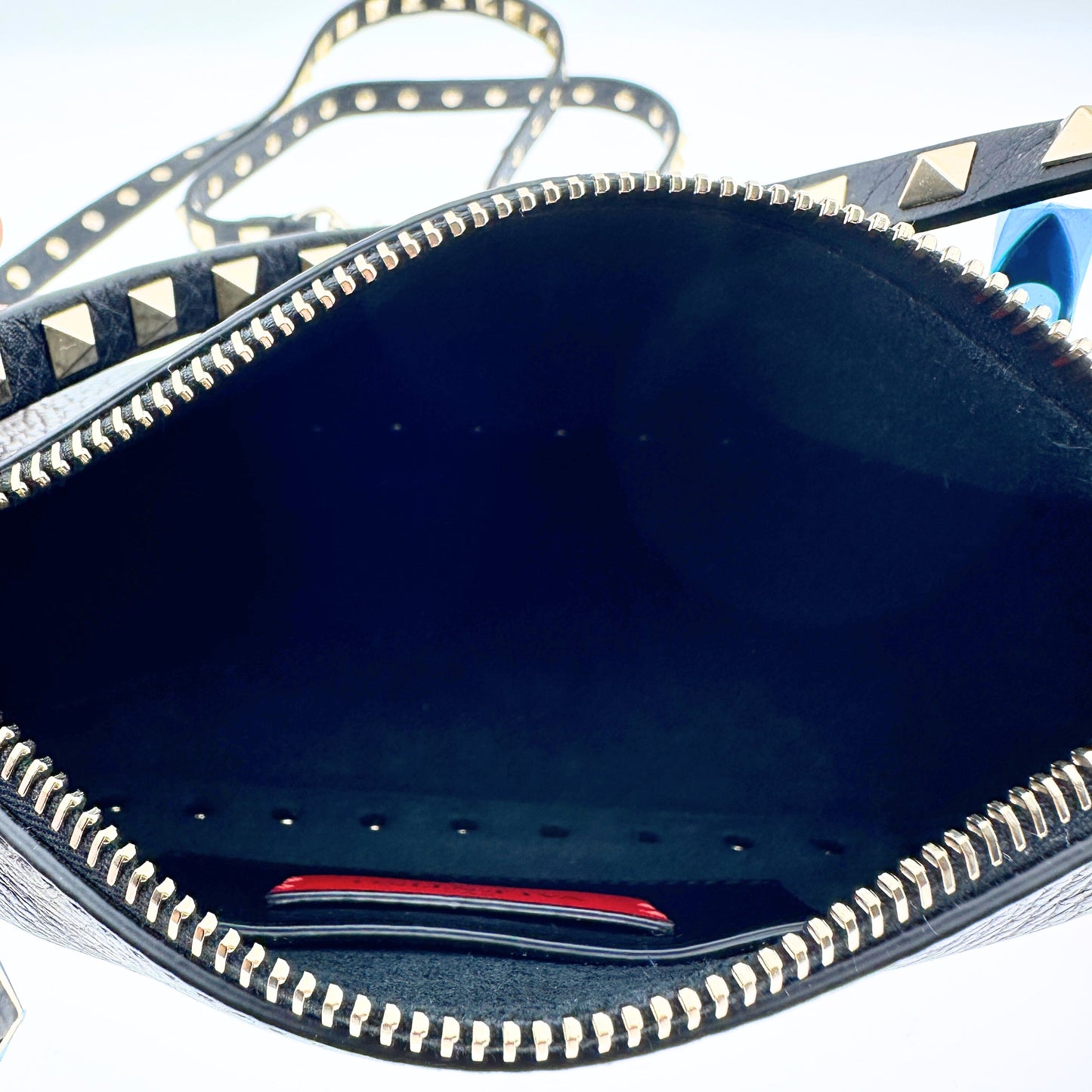 Valentino kleine Rockstud Schultertasche Kalbsleder schwarz / neuwertig Valentino