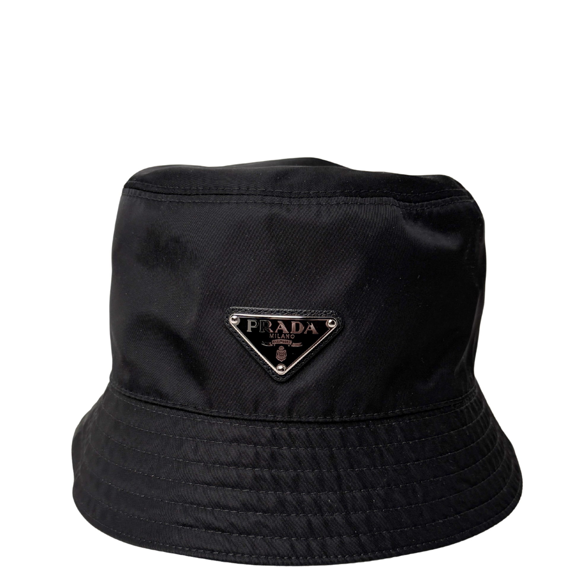 Prada Fischerhut Re-Nylon schwarz Größe S / neuwertig Echtheitscheck