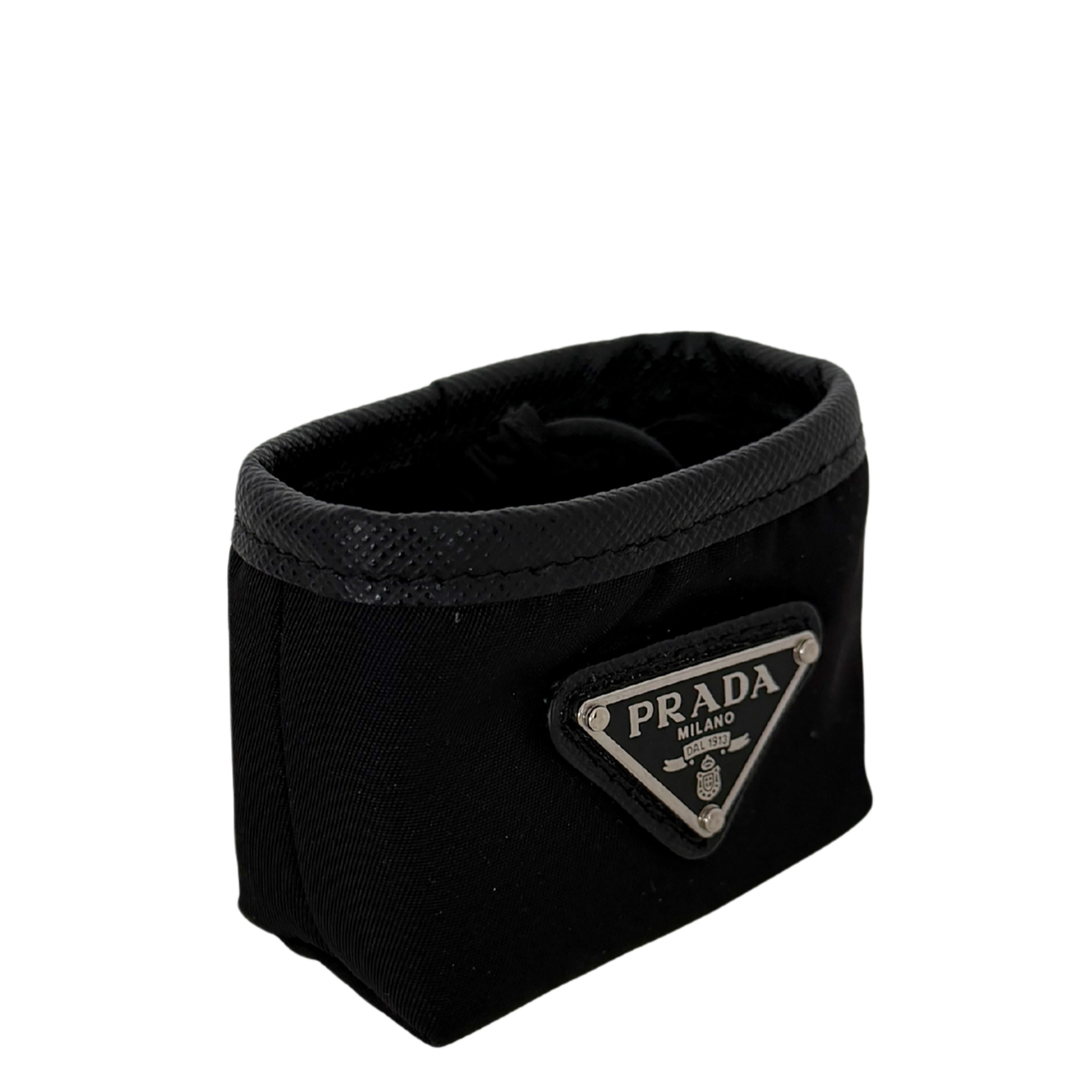 Prada Airpods Pro-Hülle aus Re-Nylon / neuwertig Prada