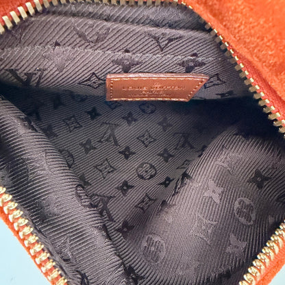 Louis Vuitton Limited Edition Orange Monogram Suede Onatah PM Bag / neuwertig Louis Vuitton