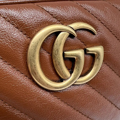 Gucci GG Marmont mittelgroß Matelassé-Leder Umhängetasche braun / sehr gut Gucci