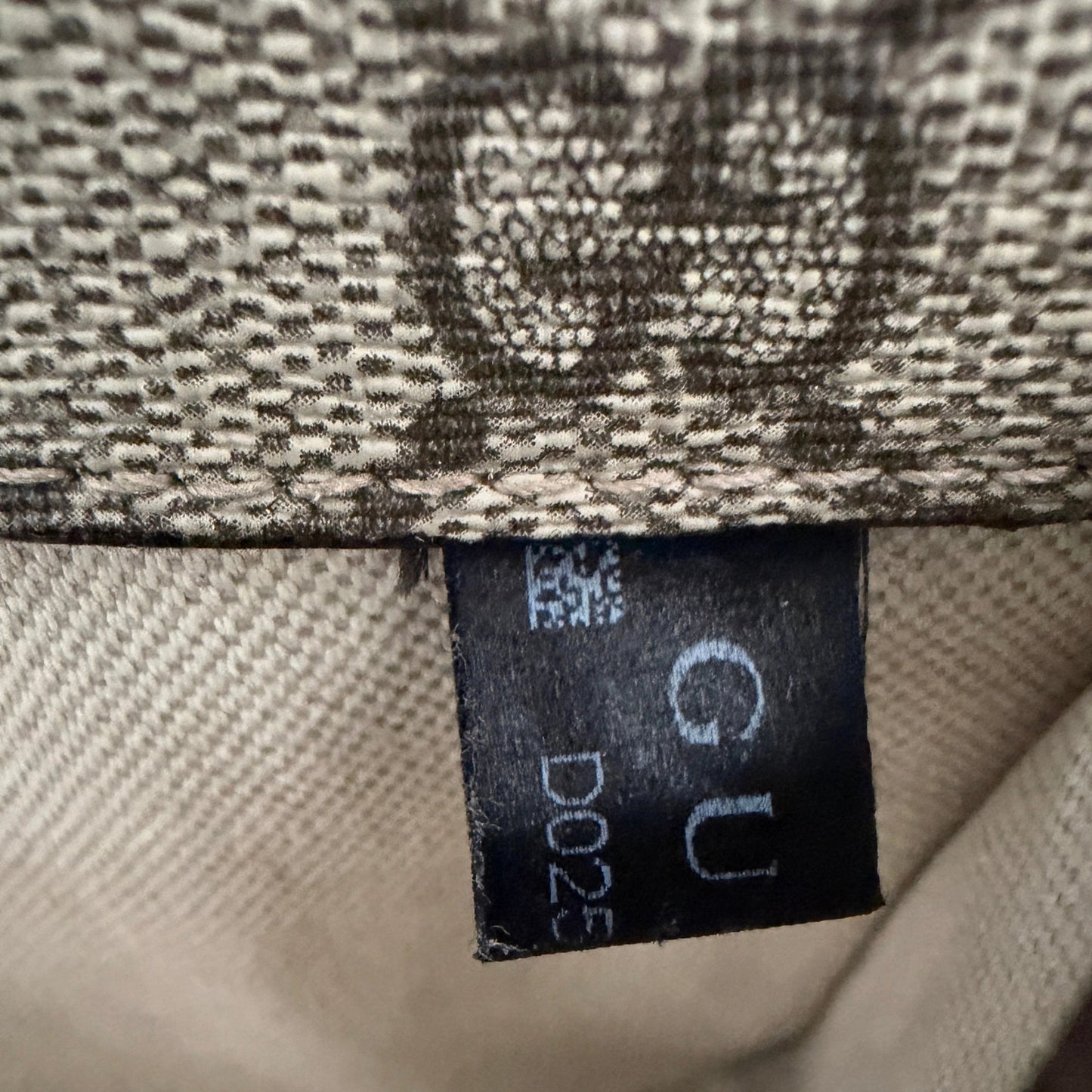 Gucci Neo Vintage GG Supreme Belt Bag / gut Gucci