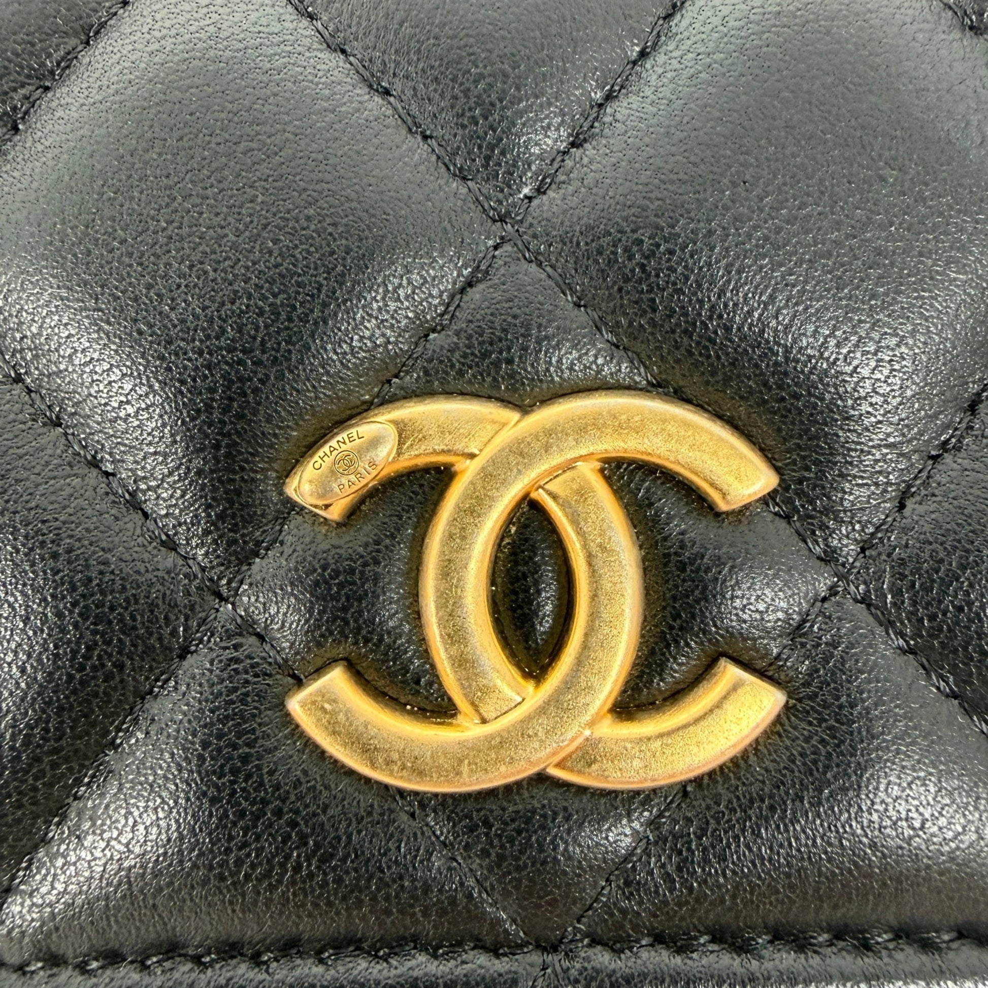 Chanel Wallet on Chain Phone Holder on Chain limited Edition Fullset / neuwertig Chanel