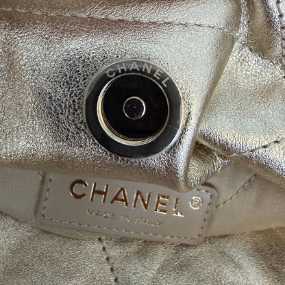 Chanel 22 mittelgroße Hobo Bag gold, goldene Hardware Fullset / sehr gut Chanel