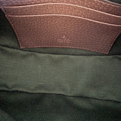 Gucci Kleine Ophidia Schultertasche / neuwertig Gucci