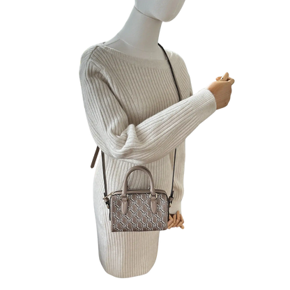 Gucci GG Super Mini Schultertasche neue Kollektion beige / ungetragen Gucci