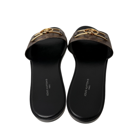 Louis Vuitton Monogram Lock it Flat Mules Größe / 39 Louis Vuitton