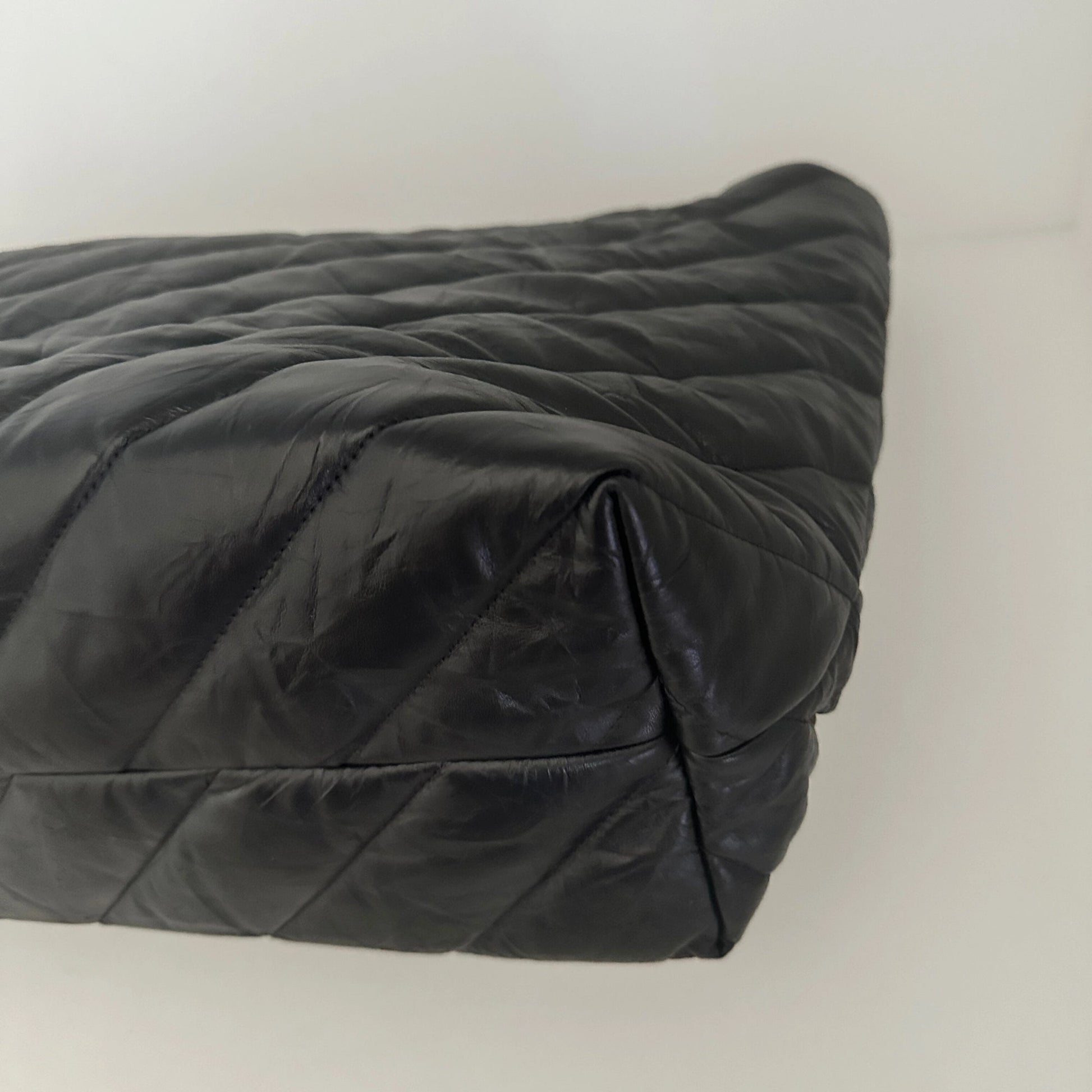 Balenciaga Shopper Crush East-West Large Kalbsleder / neuwertig Balenciaga
