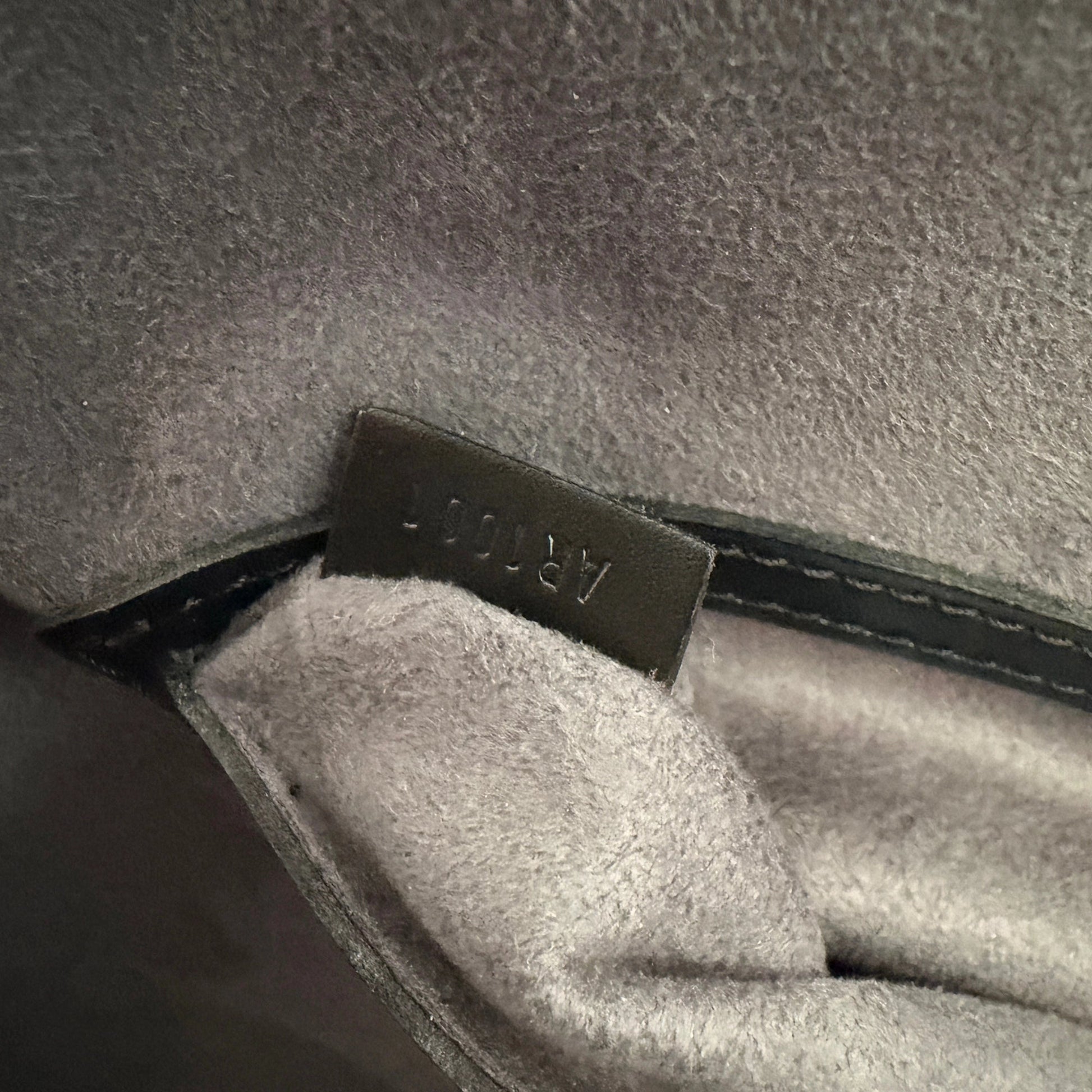 Louis Vuitton Alma PM Epi Leder schwarz Vintage / neuwertig Louis Vuitton