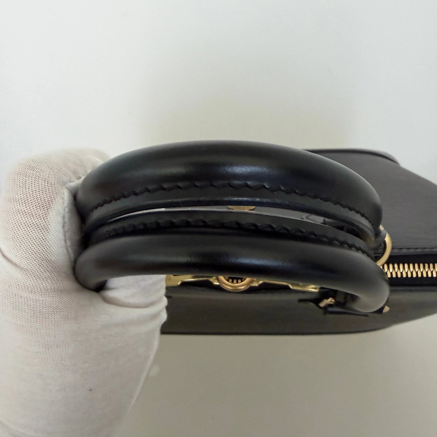 Louis Vuitton Alma PM Epi Leder schwarz Vintage / neuwertig Louis Vuitton