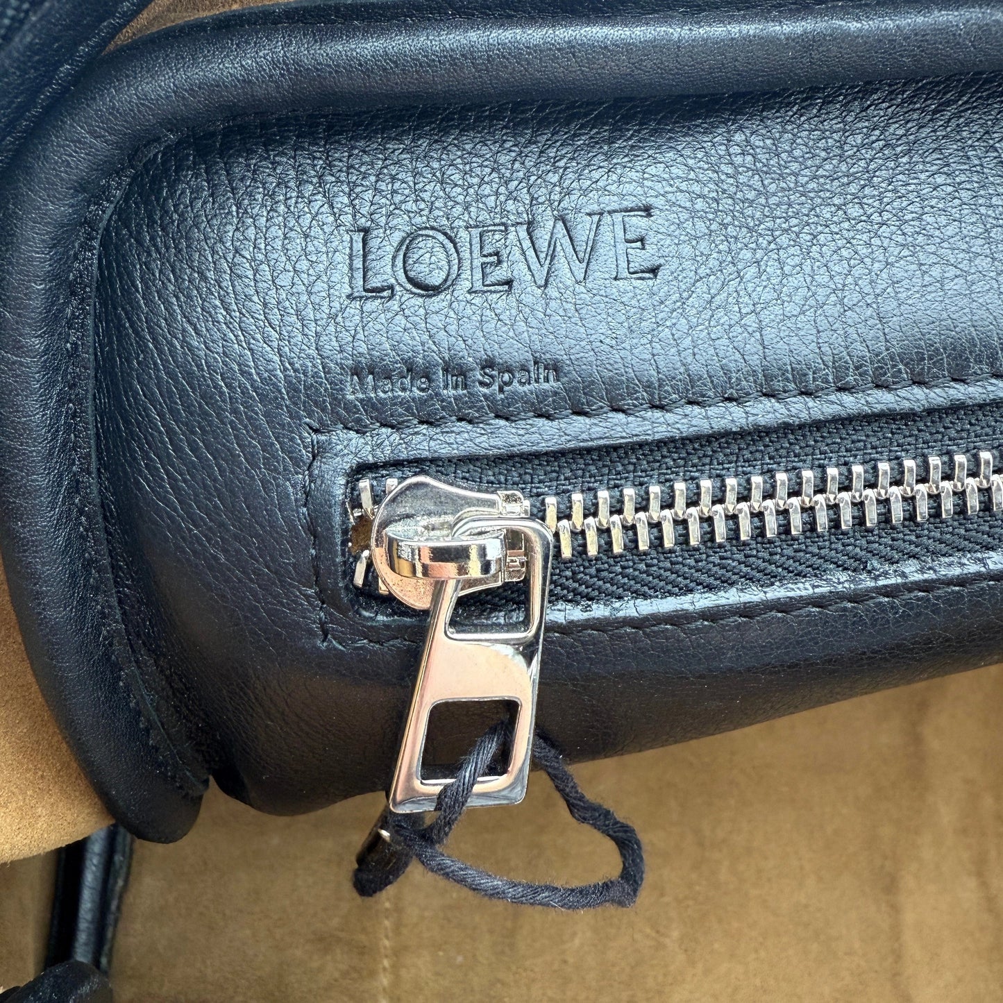Loewe Amazona 28 Handtasche Schwarz / sehr gut Loewe