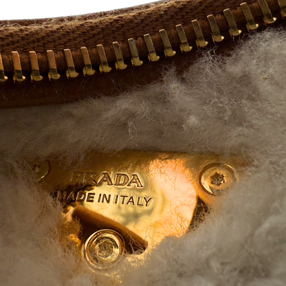 Prada kleine Arqué Schultertasche aus Lammfell Cognac / neuwertig