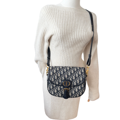 Dior Bobby Tasche Medium Dior Oblique Jacquard Blau mit zusätzlichem Schulterriemen / neuwertig Dior