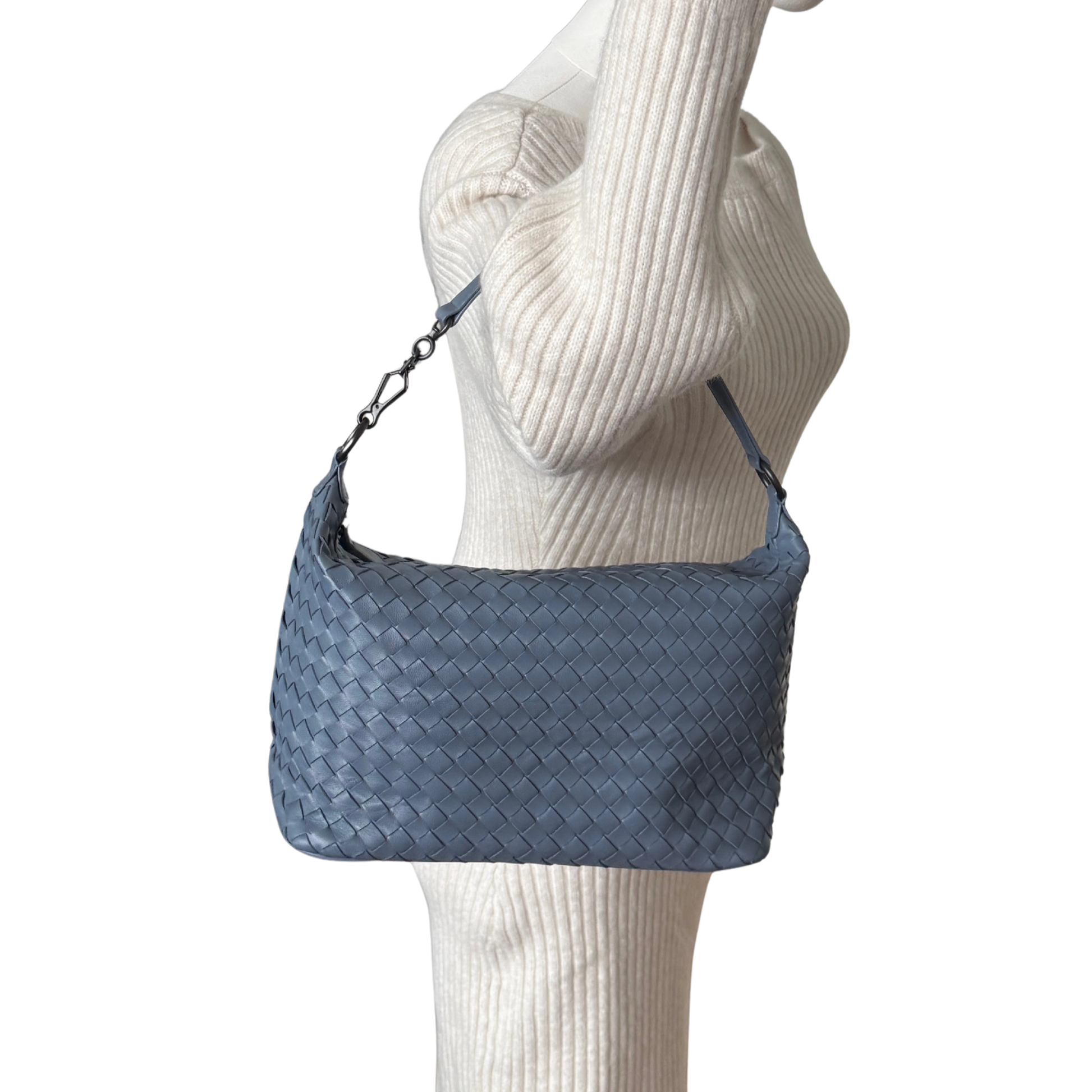 Bottega Veneta Intrecciato Leder Handtasche Blau / neuwertig Bottega Veneta