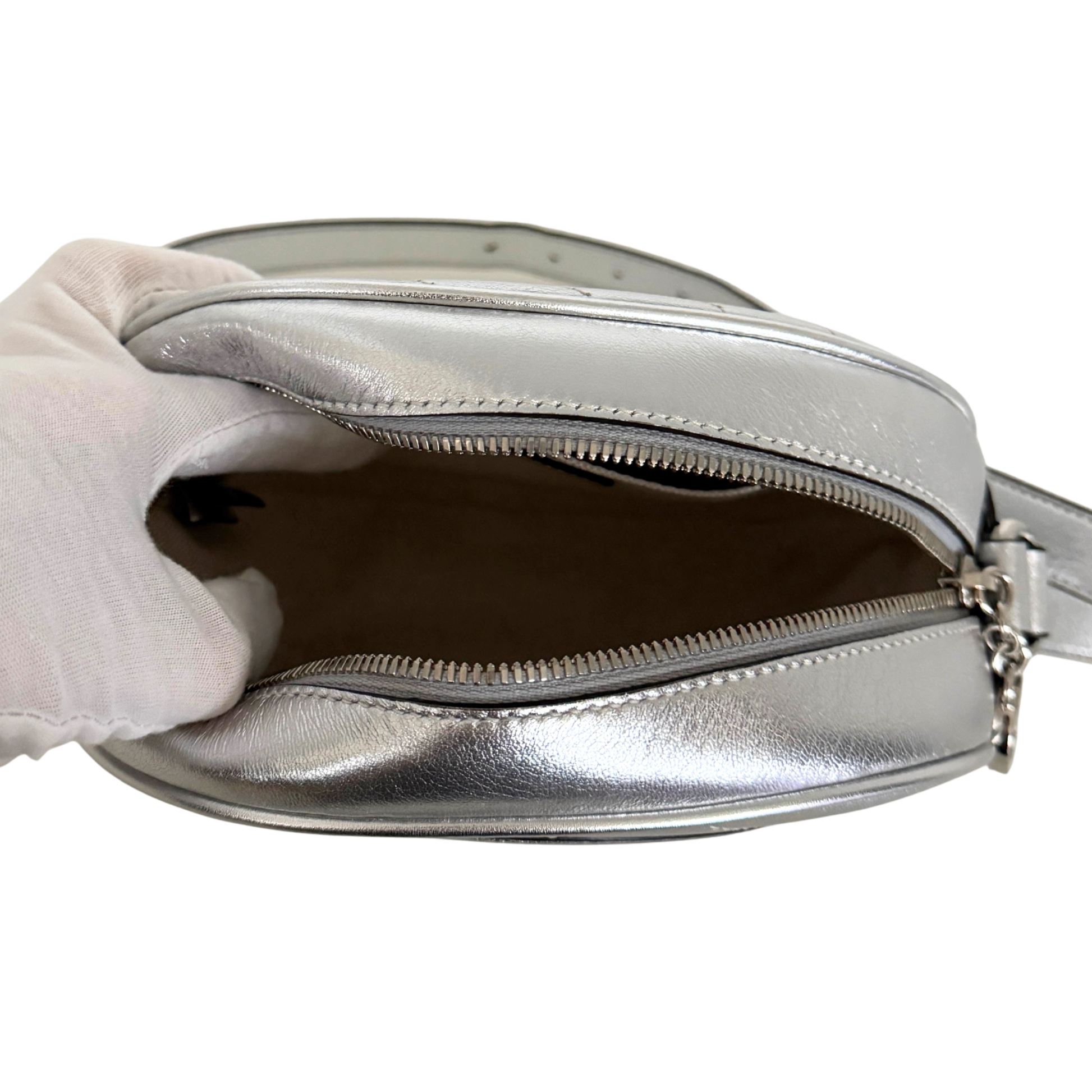 Gucci Blondie Mini Umhängetasche Silber / neuwertig Gucci