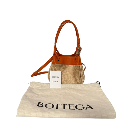 Bottega Veneta kleine Parachute Schultertasche aus Raffiabast 2025 / neuwertig Bottega Veneta