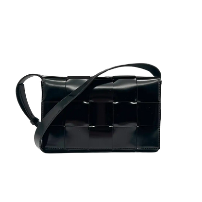Bottega Veneta Casette Lackleder schwarz / neu Bottega Veneta