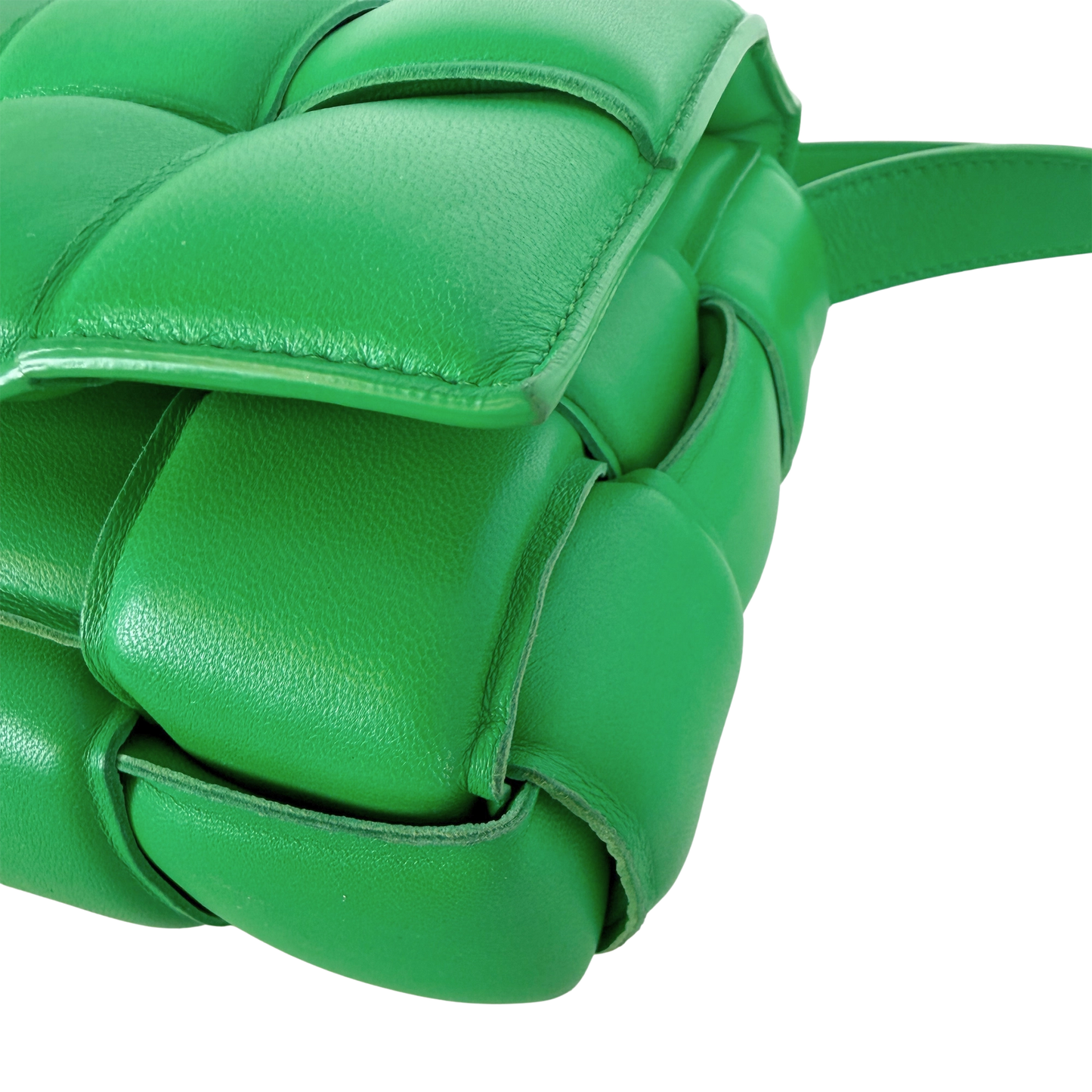 Bottega Veneta Padded Cassette Intrecciato grün / sehr gut Bottega Veneta