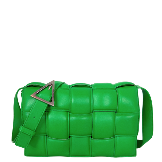 Bottega Veneta Padded Cassette Intrecciato grün / sehr gut Bottega Veneta