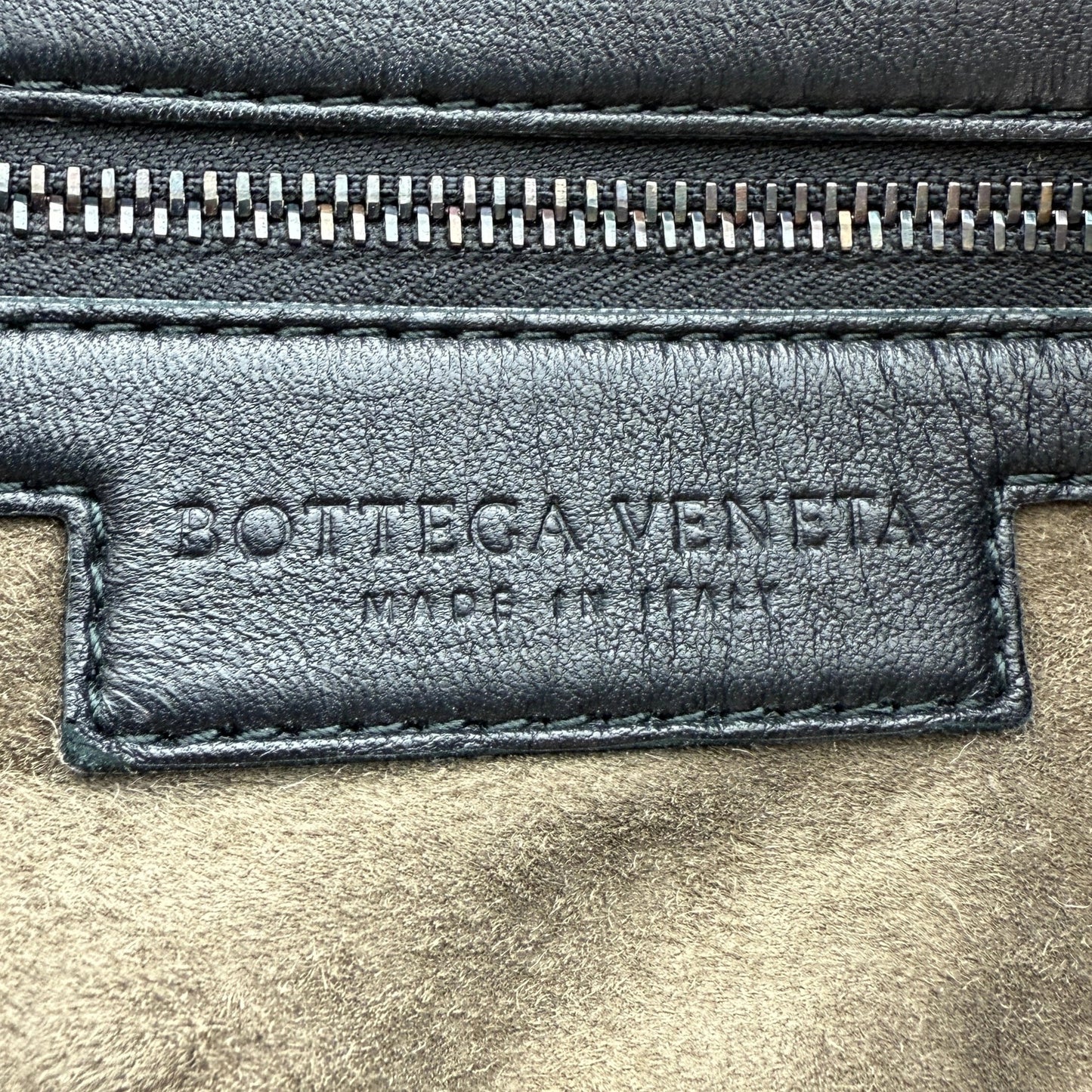 Bottega Veneta Intrecciato Circle Convertible Tasche Schwarz / neuwertig Bottega Veneta