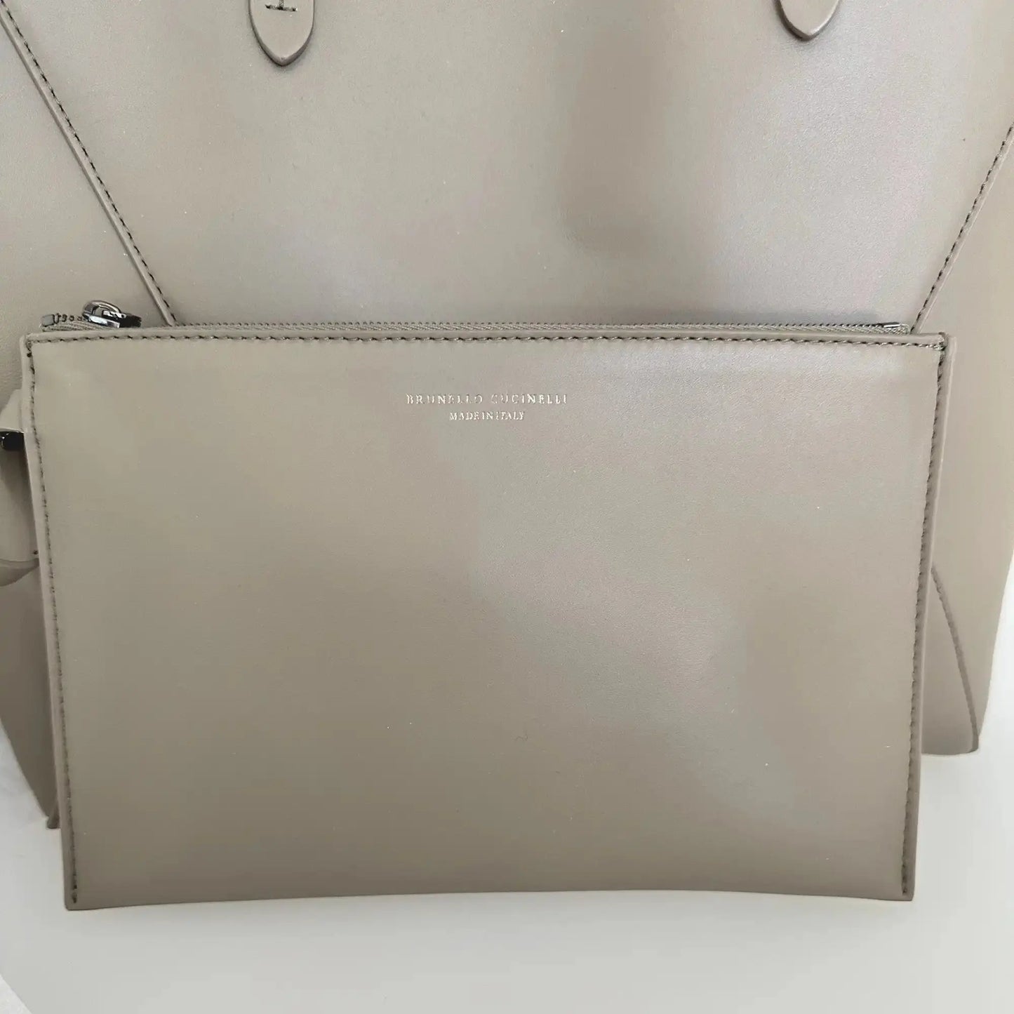 Brunnello Cucinelli BC Duo-Tasche aus Kalbsleder mit Monili taupe / neuwertig Brunello Cucinelli