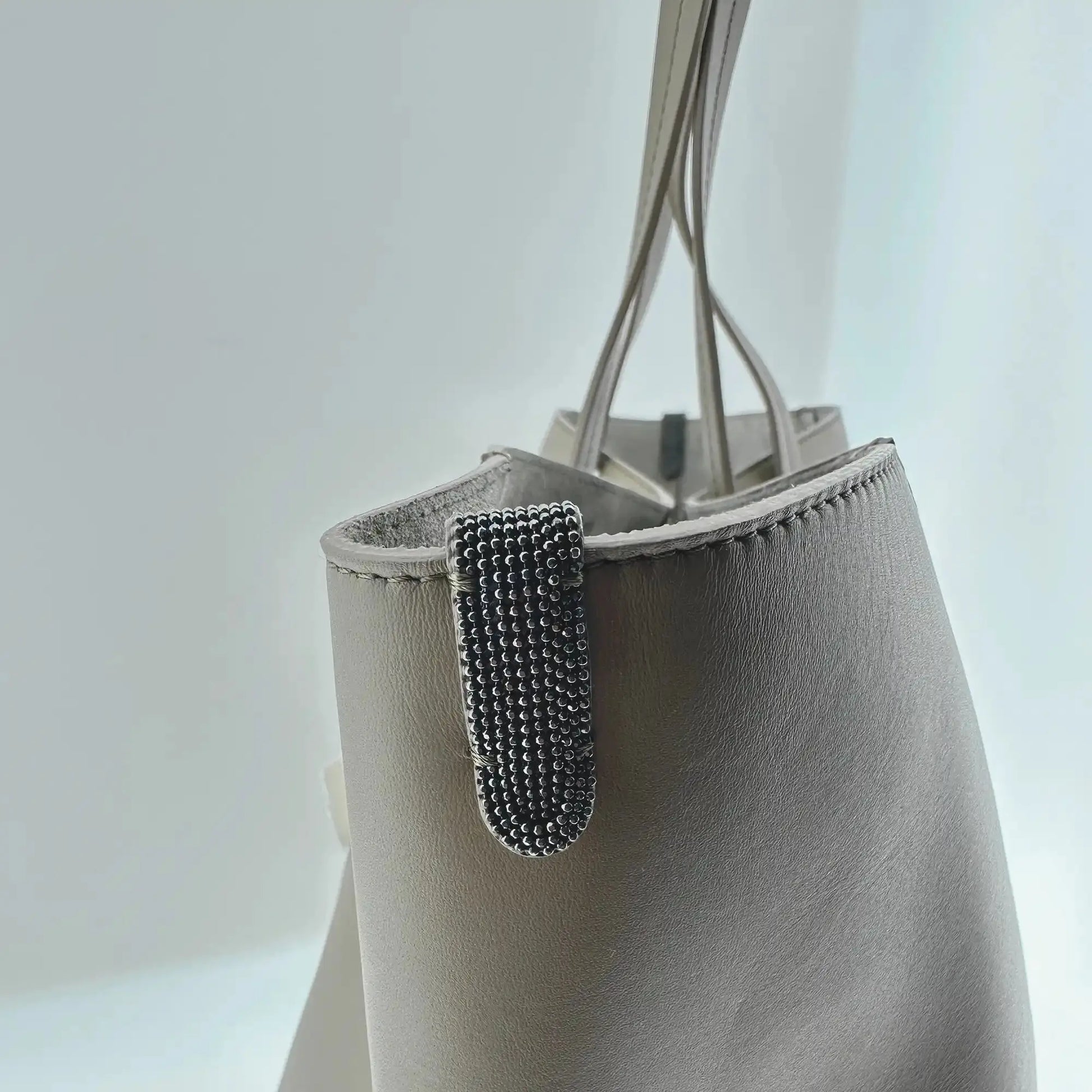 Brunnello Cucinelli BC Duo-Tasche aus Kalbsleder mit Monili taupe / neuwertig Brunello Cucinelli