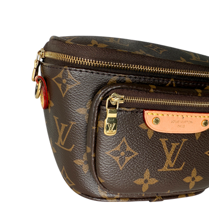 Louis Vuitton Mini Bumbag Monogram Canvas M82335 Braun / neuwertig Louis Vuitton