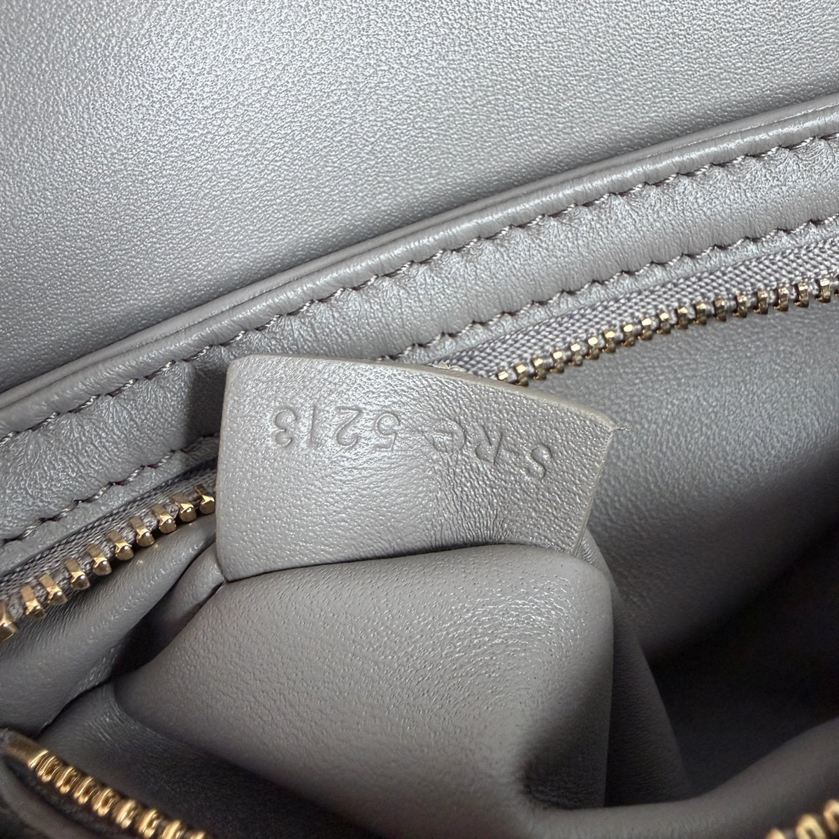 Celine Teen Triomphe Shiny Calfskin Pebble Greige Gold Tasche Celine