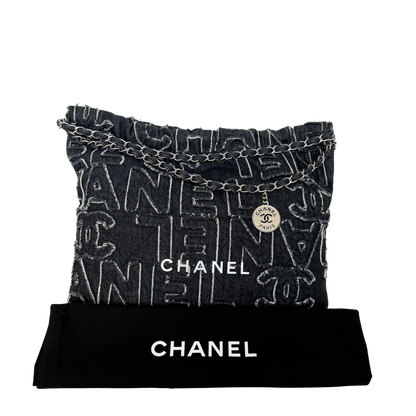 Chanel 22 mittelgroße Hobobag aus Denim Schwarz silberne Hardware / neuwertig Chanel