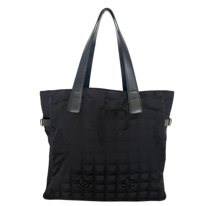 Chanel New Travel Line Tote Bag Schwarz / sehr gut Chanel