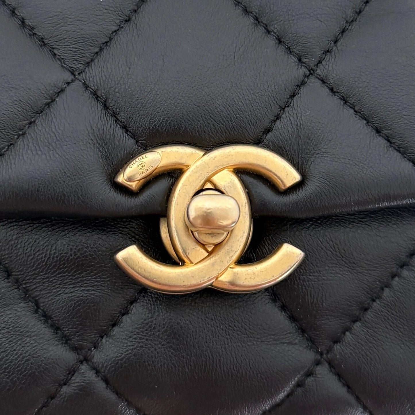 Chanel Mini Quilted Candy Chain Flap Bag Lammleder Schwarz / sehr gut Chanel