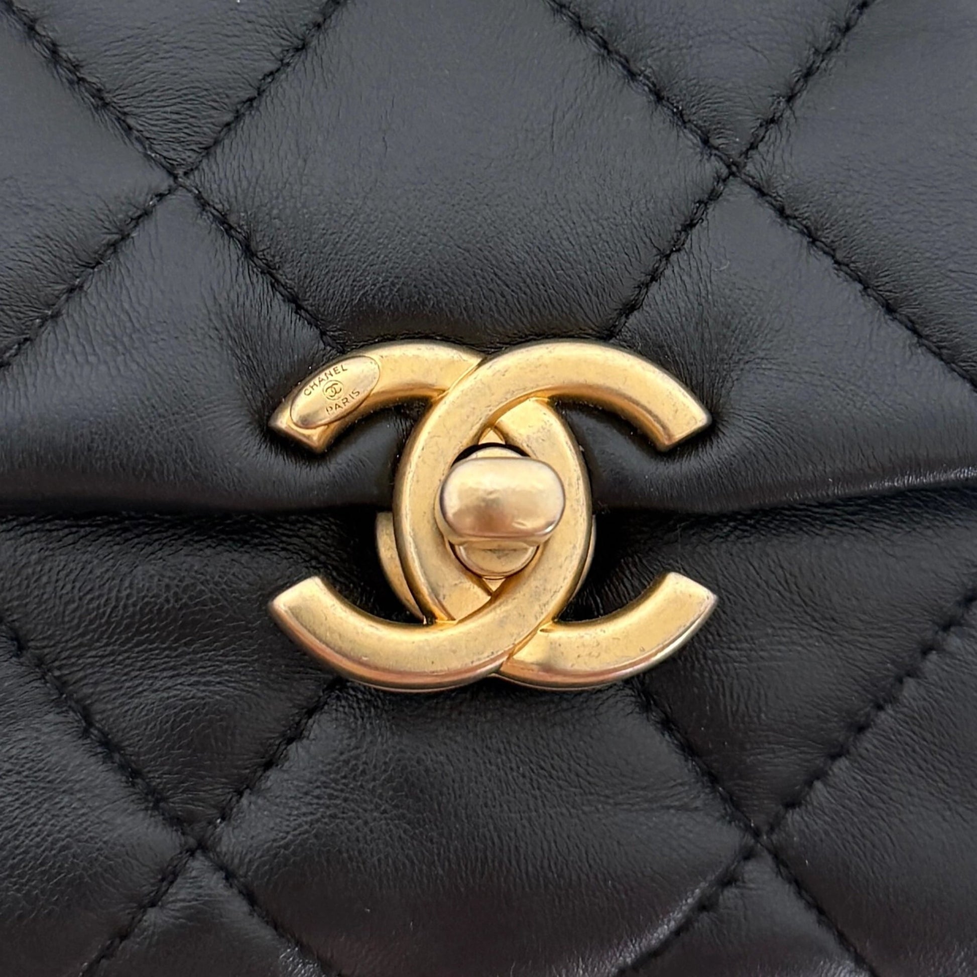Chanel Mini Quilted Candy Chain Flap Bag Lammleder Schwarz / sehr gut Chanel