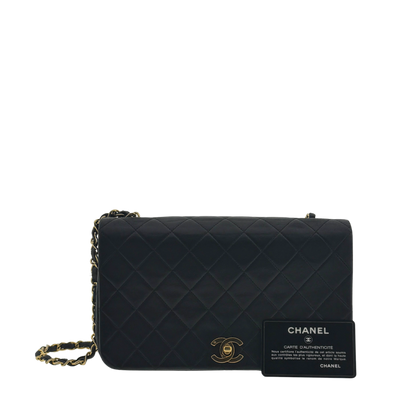 Chanel Timeless Single Flap Small Schwarz Lammleder mit ID Card / gut Produkt