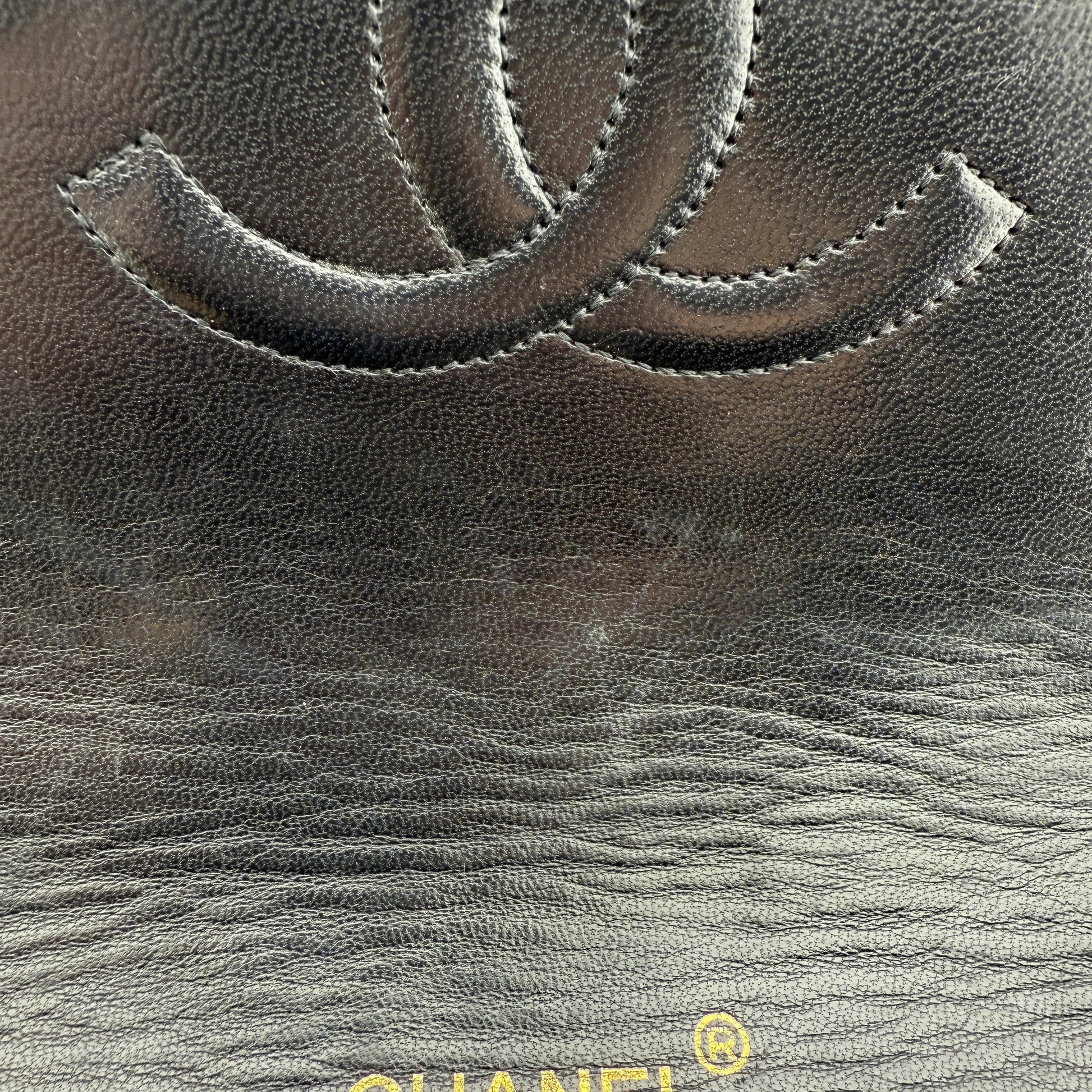 Chanel Timeless Single Flap Small Schwarz Lammleder mit ID Card / gut Produkt
