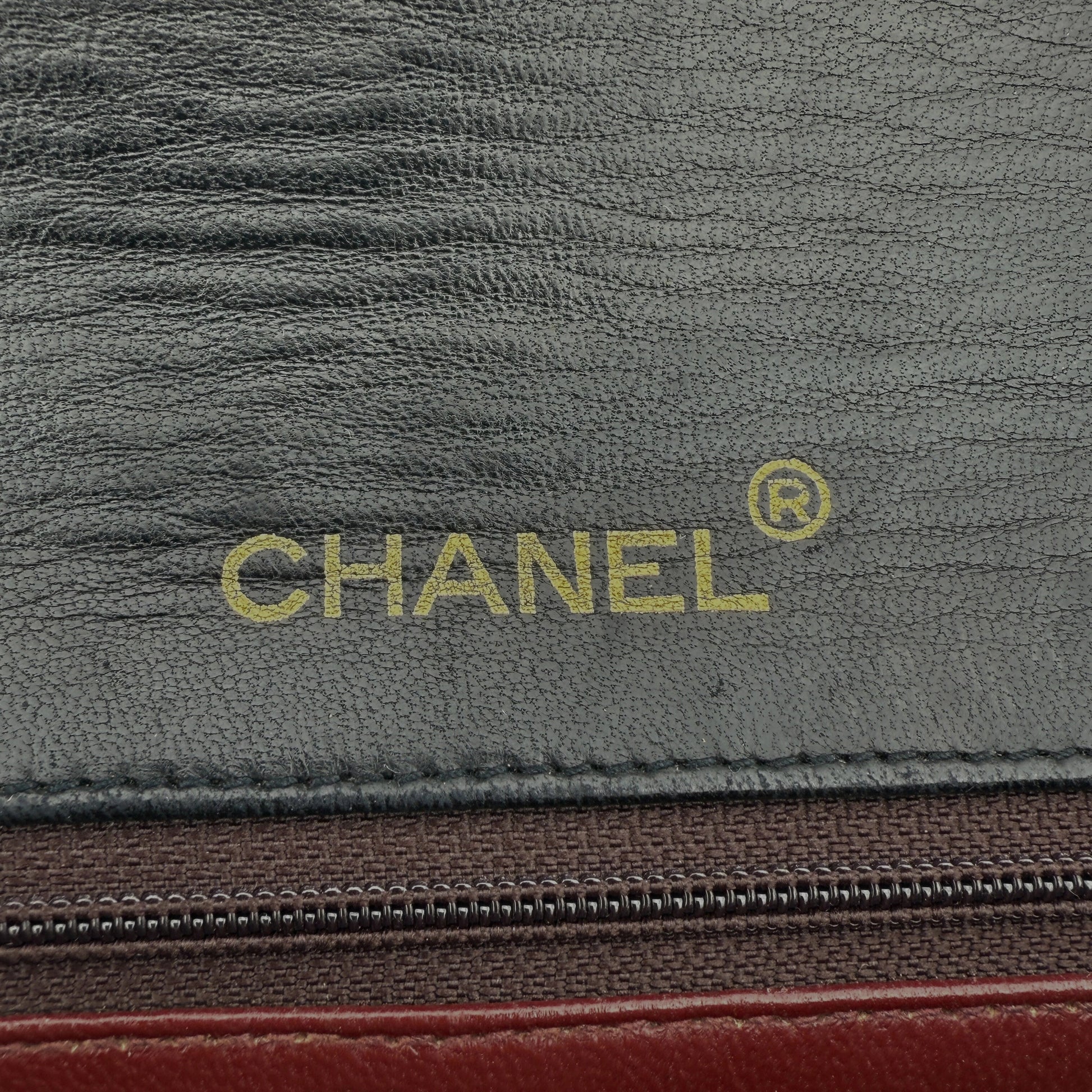 Chanel Timeless Single Flap Small Schwarz Lammleder mit ID Card / gut Produkt