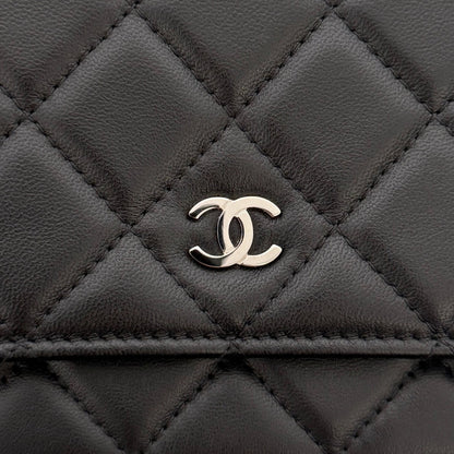 Chanel Wallet on Chain Bag Lammleder Schwarz silberne Hardware / neuwertig Chanel