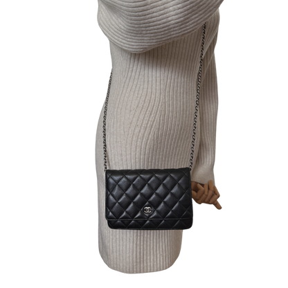 Chanel Wallet on Chain Bag Lammleder Schwarz silberne Hardware / sehr gut Chanel
