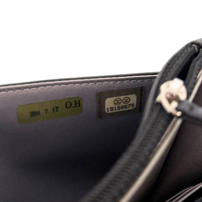 Chanel Wallet On Chain Camellia Lammleder Schwarz goldene Hardware / sehr gut Chanel