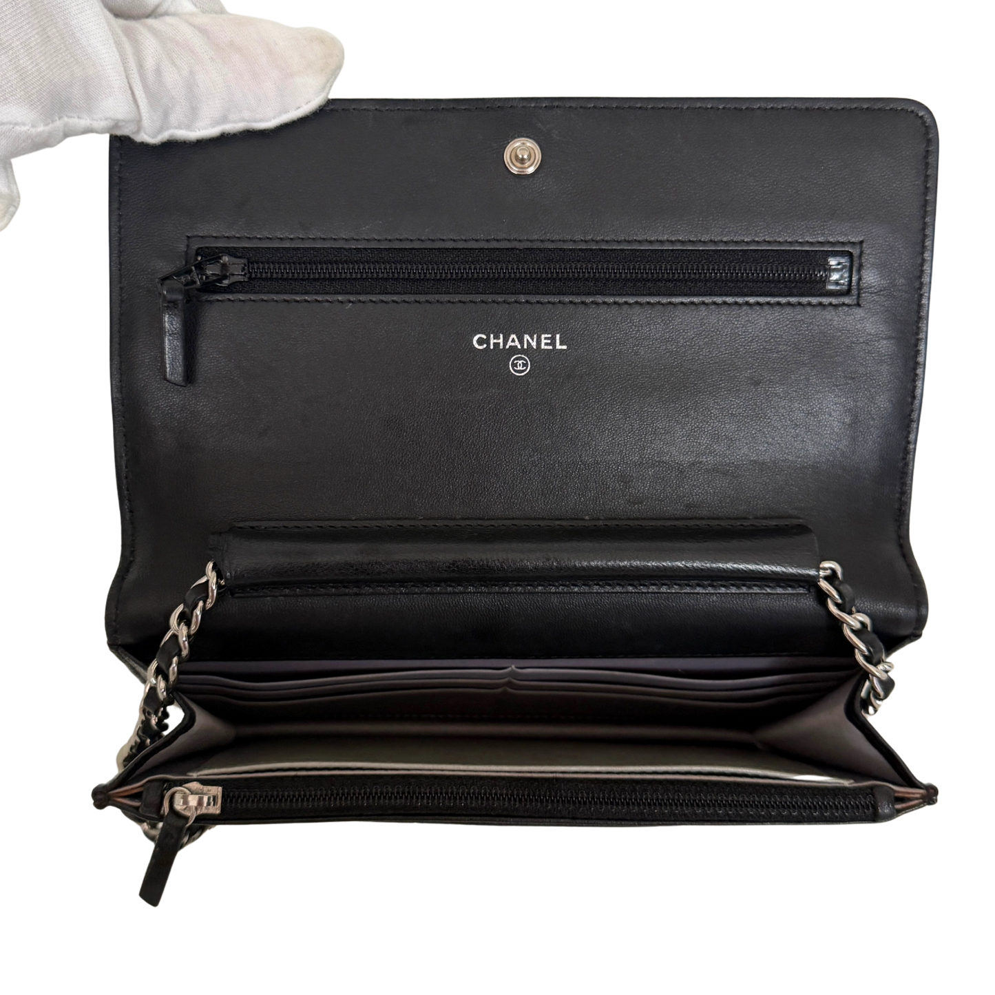 Chanel Wallet On Chain Camellia Lammleder Schwarz goldene Hardware / sehr gut Chanel