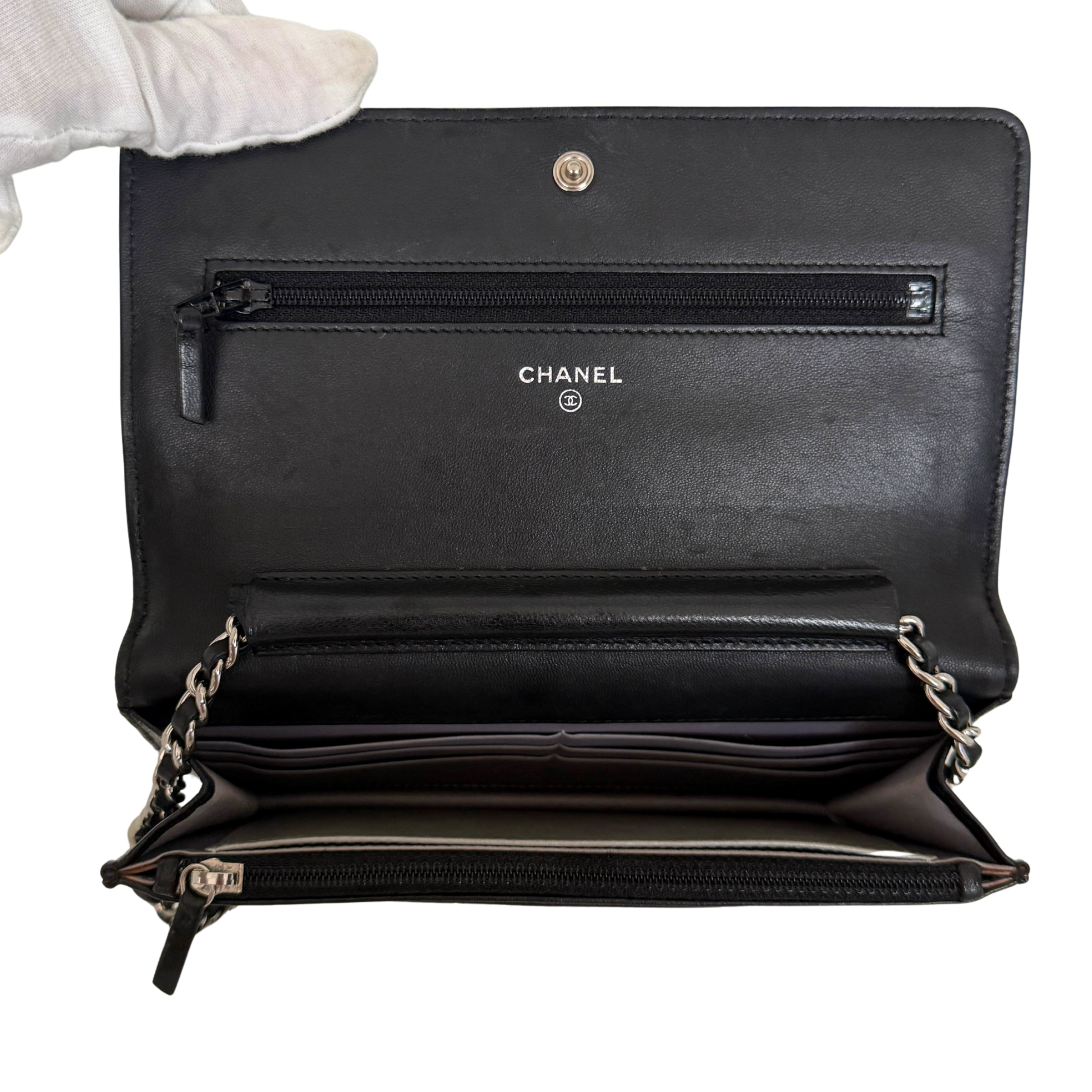Chanel Wallet On Chain Camellia Lammleder Schwarz goldene Hardware / sehr gut Chanel