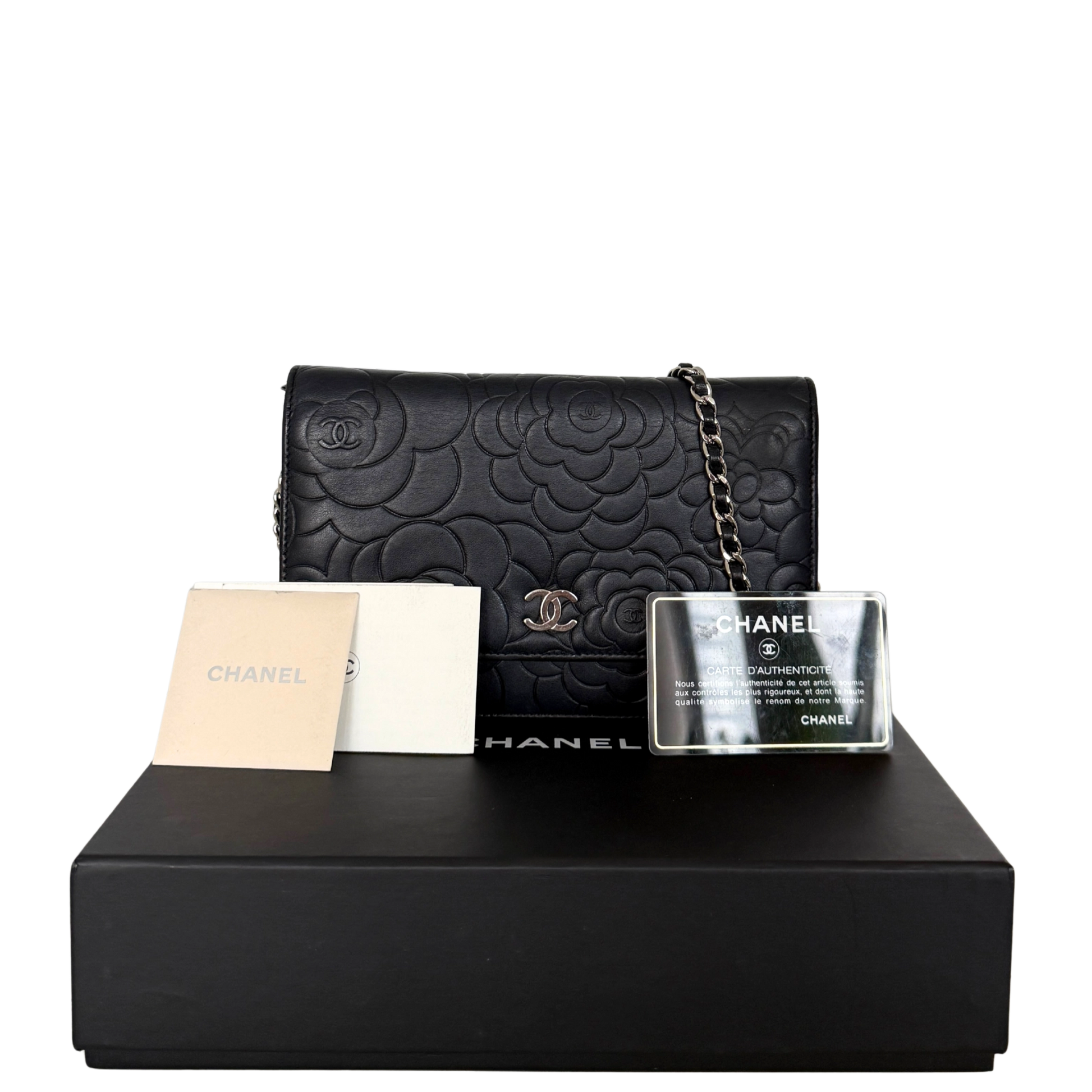 Chanel Wallet On Chain Camellia Lammleder Schwarz goldene Hardware / sehr gut Chanel